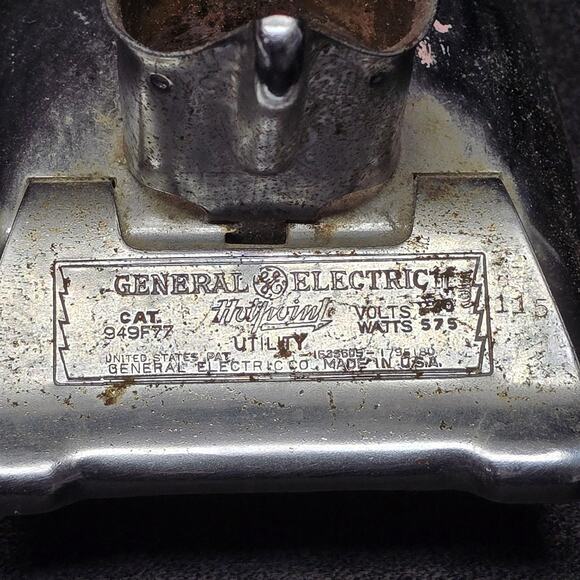 Vintage General Electric Hotpoint Iron GE Wooden Handle - Picture 4 of 11